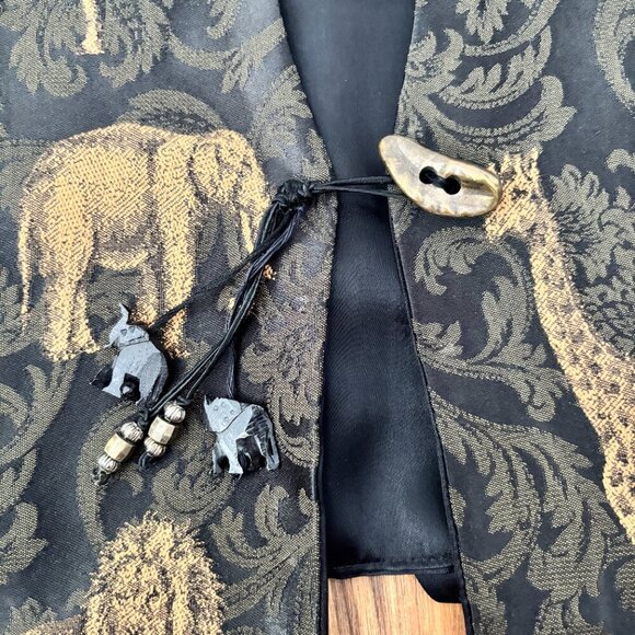 Vintage 90s Safari Animal Tapestry Vest - Picture 8 of 11